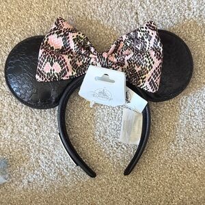Disney Black Ears with Pink Patterned Bow